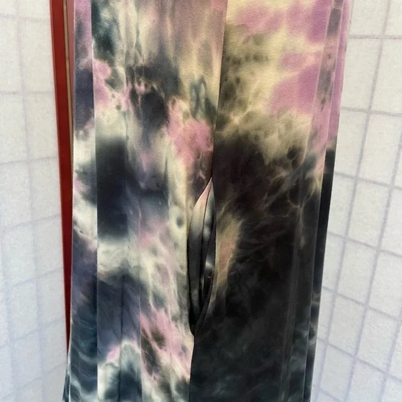 Maxi Tie-Dye - NWOT - Size Large - Picture 8 of 8